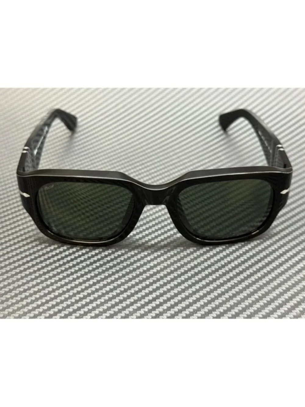 New Persol Men Black Sunglasses 52-20-145